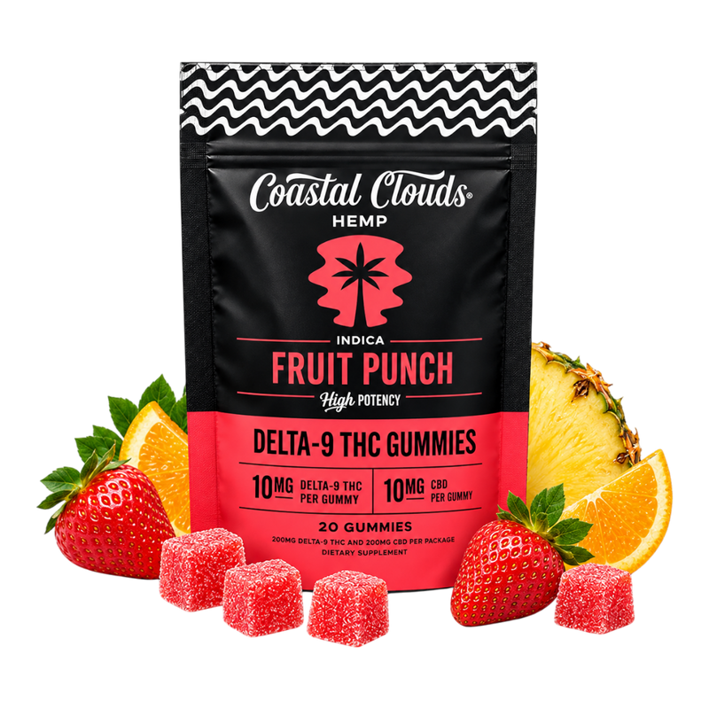 California Leaf gomitas Fruit Punch con 10mg D9 THC y 10mg CBD en empaque negro con fresas y rodajas de piña y naranja