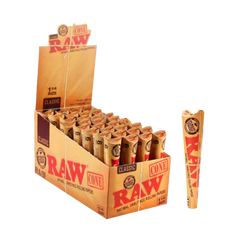 RAW CLASSIC 1 1/4 CONES DISPLAY-1